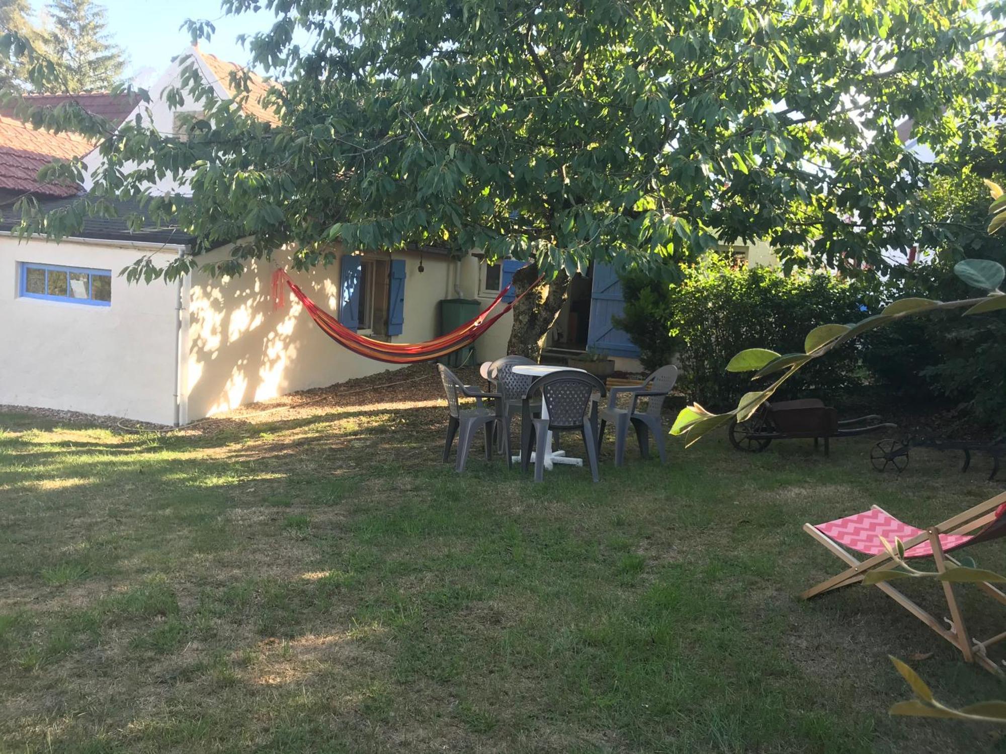 Maisonnette De Charme Climatisee La Machine Экстерьер фото
